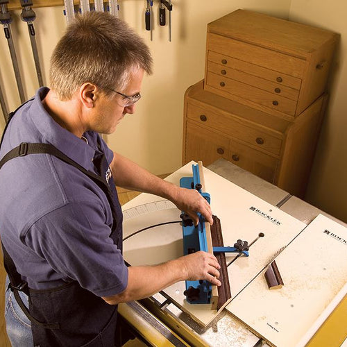 Rockler 676250 Tablesaw Cross-Cut Sled - 603 x 603mm (23-3/4" x 23-3/4") - Voyto Ltd Online