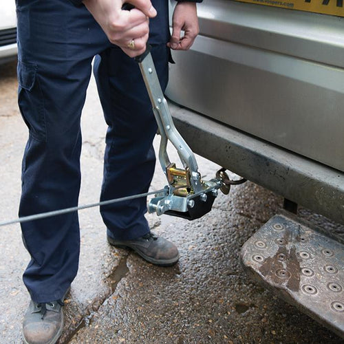 Silverline 361253 Heavy Duty Hand Cable Puller - 2000kg / 3m Cable - Voyto Ltd Online